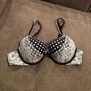 Victoria’s Secret Push Up Bra